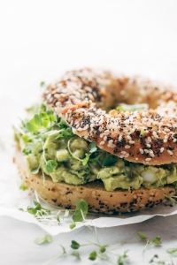 Bagels with avocado cream