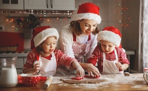 &Chi;&rho;&iota;&sigma;&tau;&omicron;ύ&gamma;&epsilon;&nu;&nu;&alpha; &mu;&epsilon; &tau;&alpha; &pi;&alpha;&iota;&delta;&iota;ά!